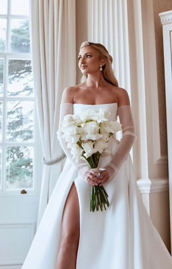 Alena Leena Tulle Plisse Sleeves