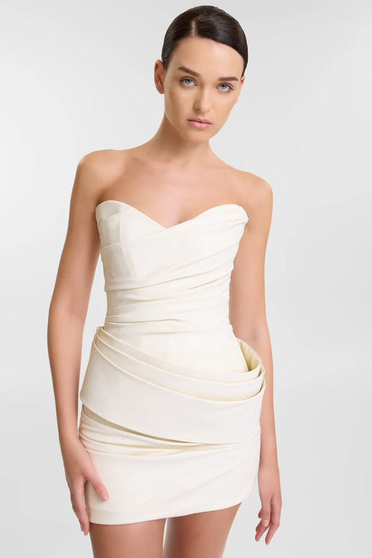 Chosen by Kyha Paradis set