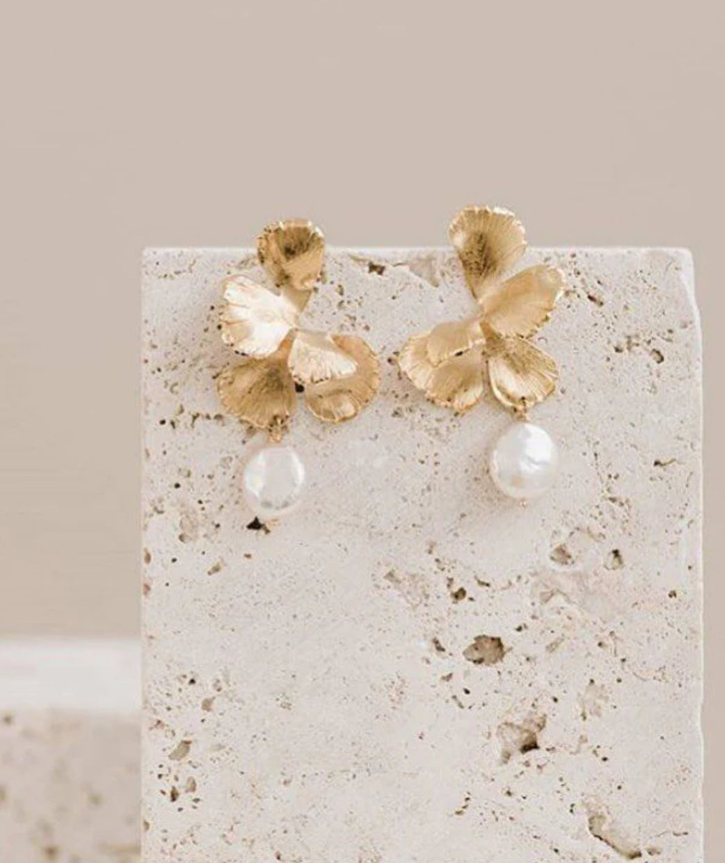 Maison Sabben Univers Pearl Bridal Earrings