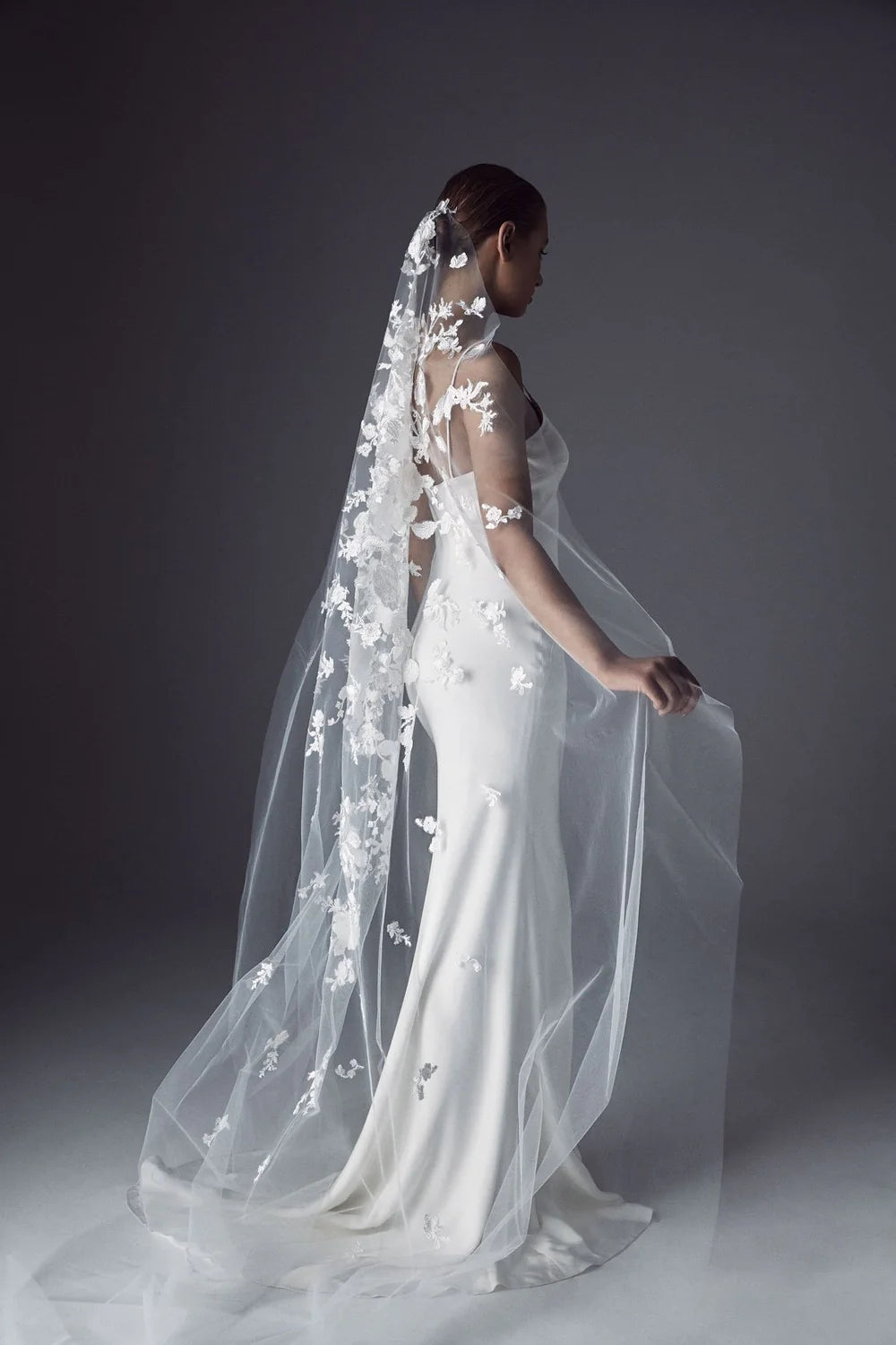 Chosen by Kyha Hepburn Tear Drop Veil