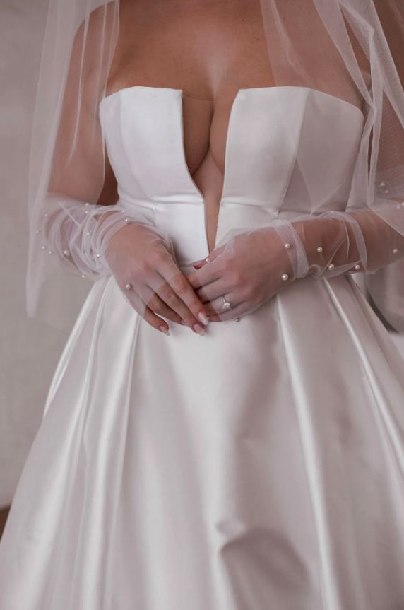 Made With Love Bridal Pearl Sleeves